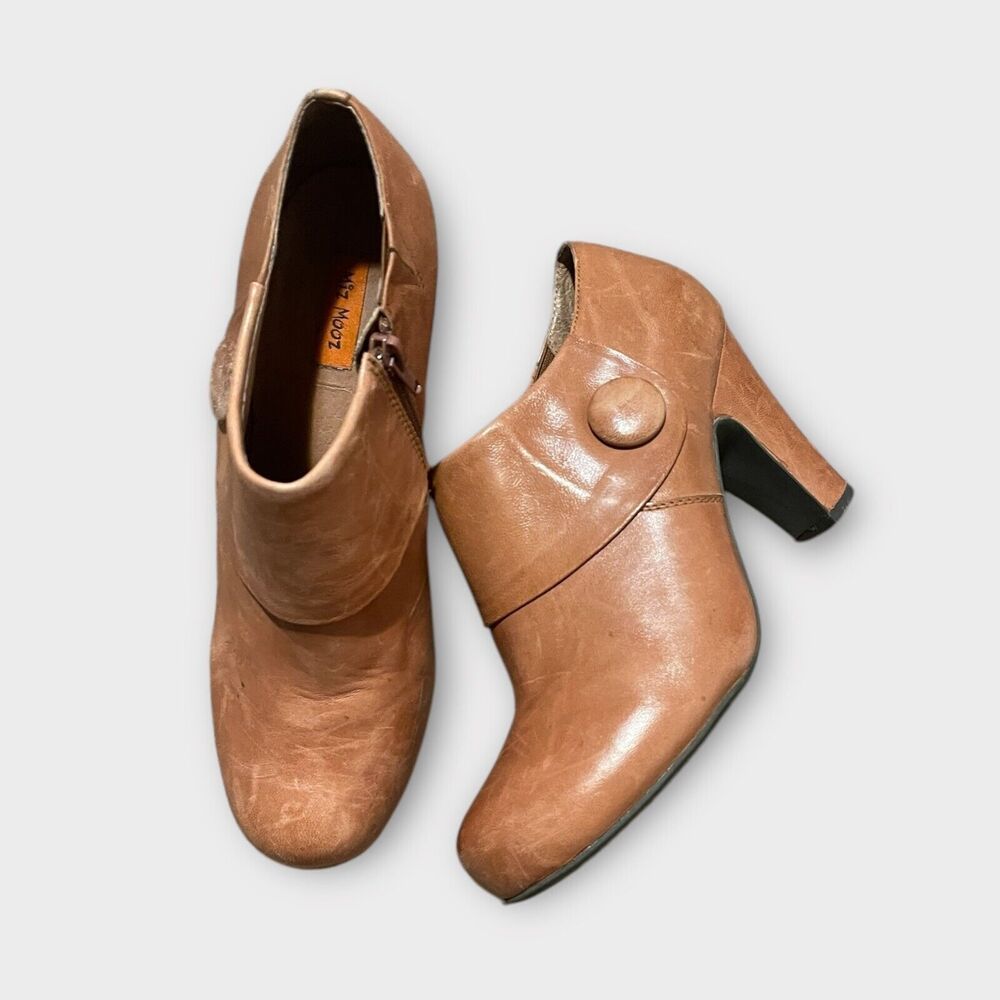 Miz Mooz Camel Leather Booties Sz 10 – Retro Button Heel Ankle Boots
